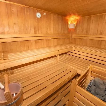 Hotel Kaštieľ Dezasse 4*
